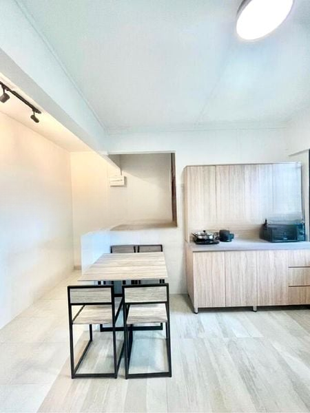 PEOPLE'S PARK COMPLEX 15