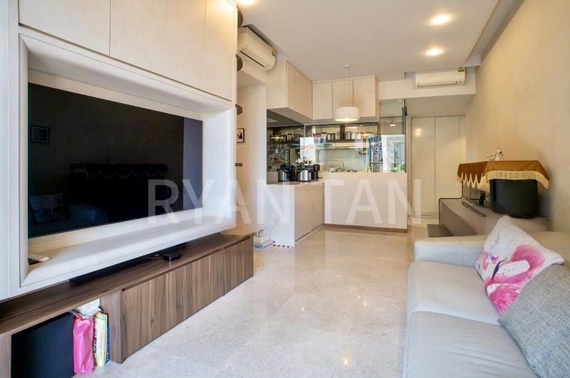 FOURTH AVENUE RESIDENCES 2