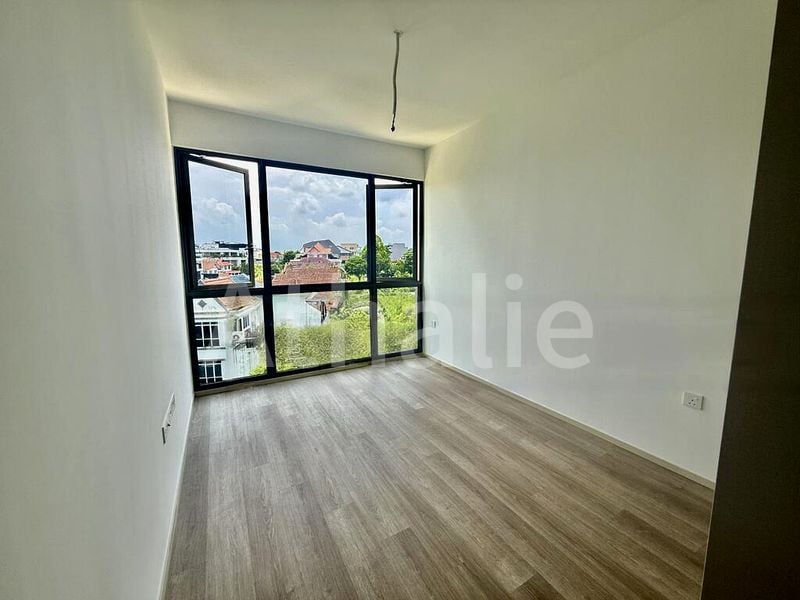 THE WATERGARDENS AT CANBERRA 4