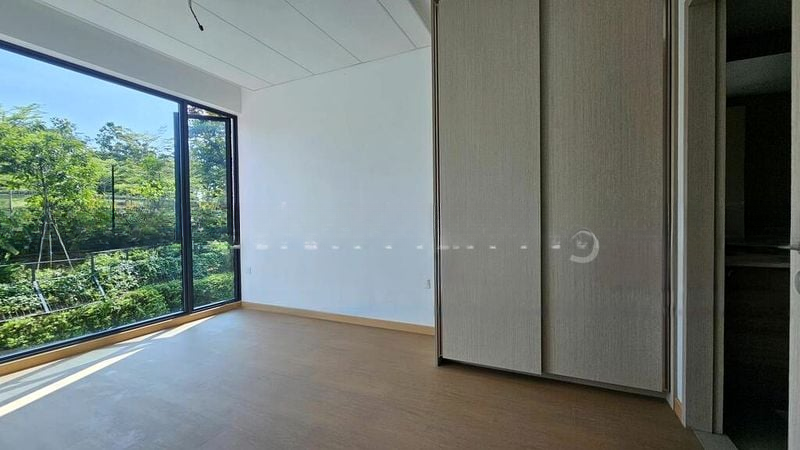 TREASURE AT TAMPINES 15