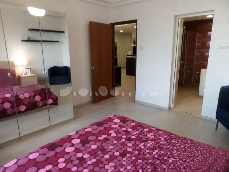 INTERNATIONAL PLAZA 14