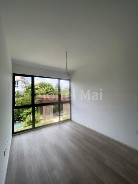 THE WATERGARDENS AT CANBERRA 5