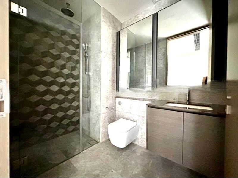 LEEDON GREEN 6