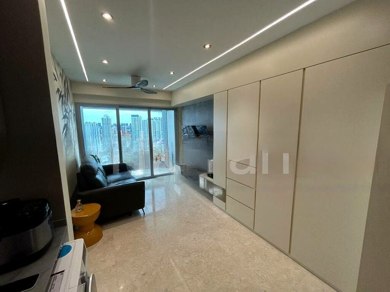 EIGHT RIVERSUITES 12