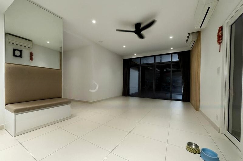 ROSEWOOD SUITES 8