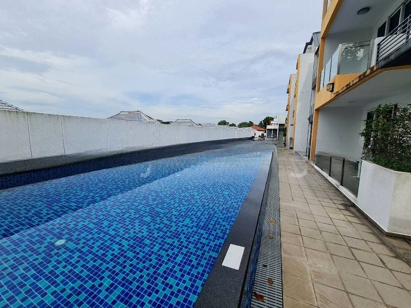 NOVENA REGENCY 2