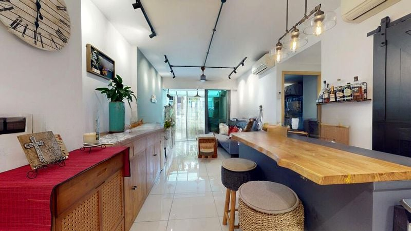 ESPARINA RESIDENCES 10