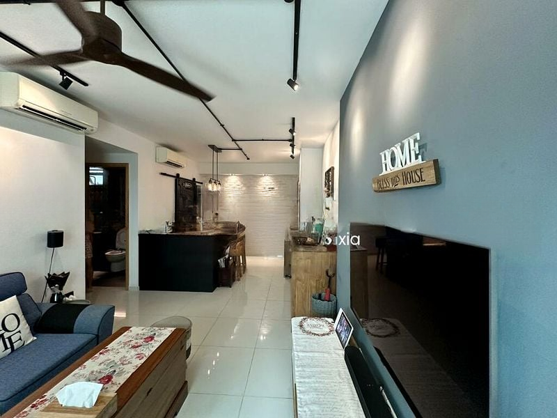 ESPARINA RESIDENCES 9