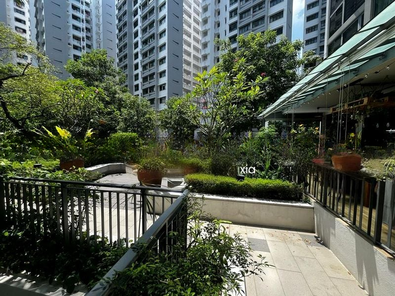 ESPARINA RESIDENCES 12