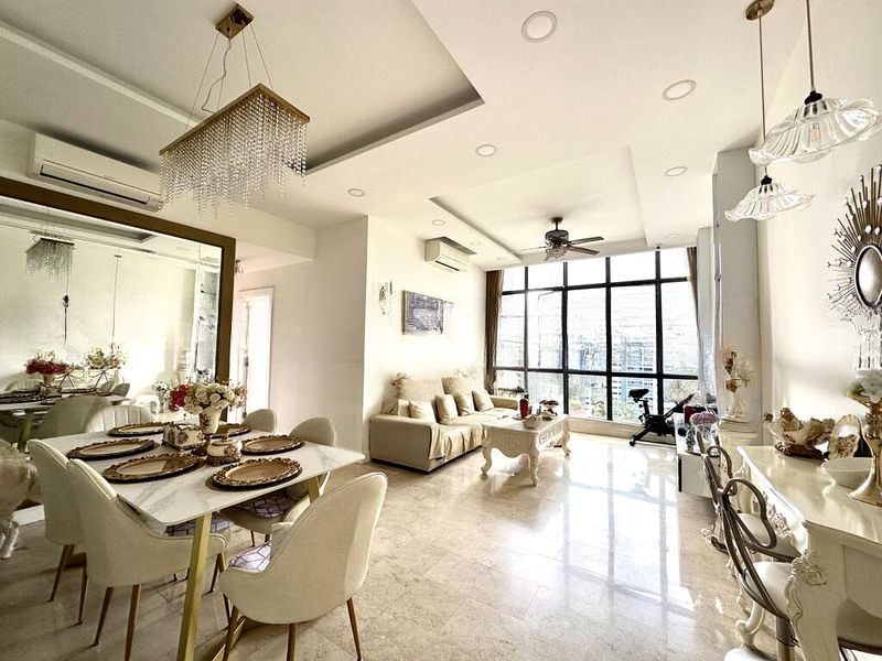 REGENT HEIGHTS 9