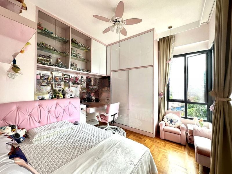 REGENT HEIGHTS 4