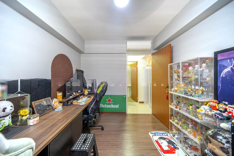 BT BATOK WEST AVE 8 6