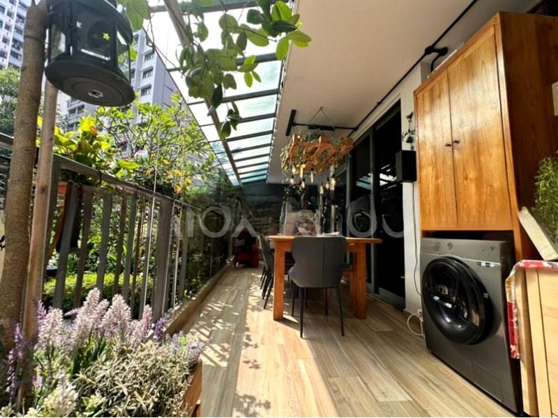 ESPARINA RESIDENCES 3