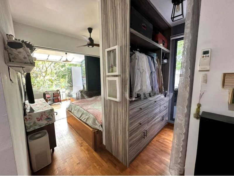 ESPARINA RESIDENCES 9