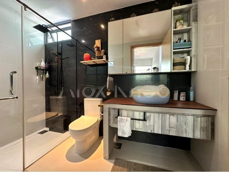 ESPARINA RESIDENCES 13