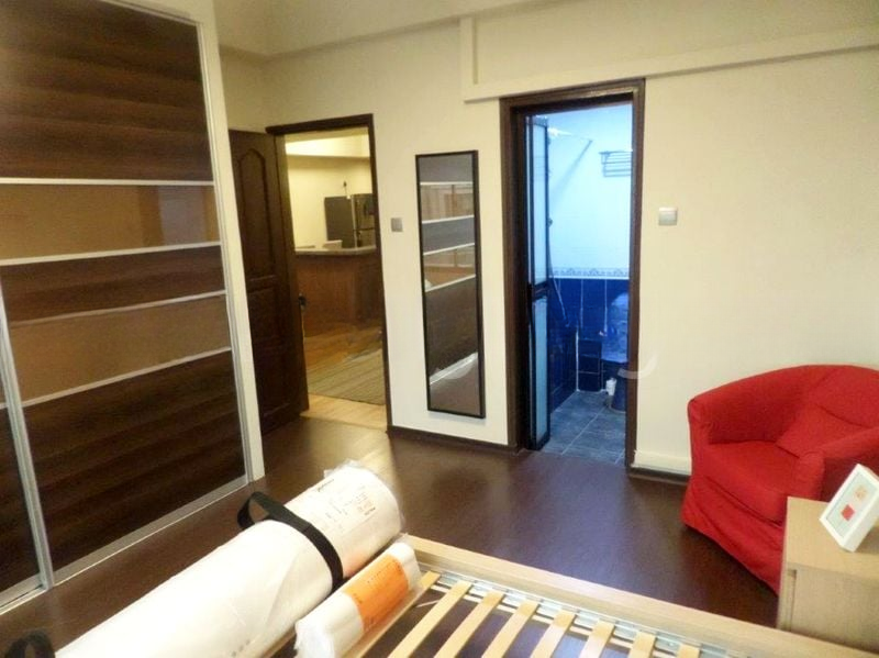 INTERNATIONAL PLAZA 5