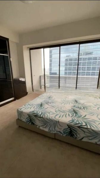 INTERNATIONAL PLAZA 6