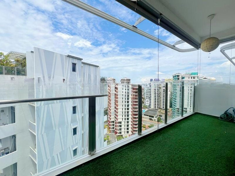 URBAN VISTA 15