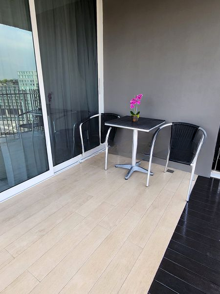 DEVONSHIRE RESIDENCES 7