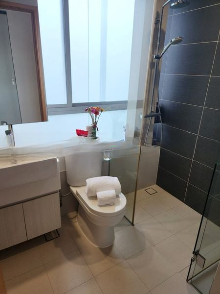 DEVONSHIRE RESIDENCES 6