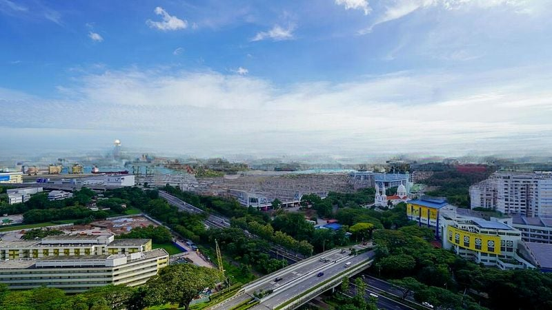 AVENUE SOUTH RESIDENCE 6