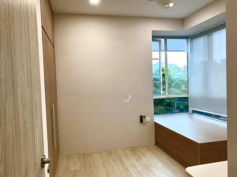 RIS GRANDEUR 4