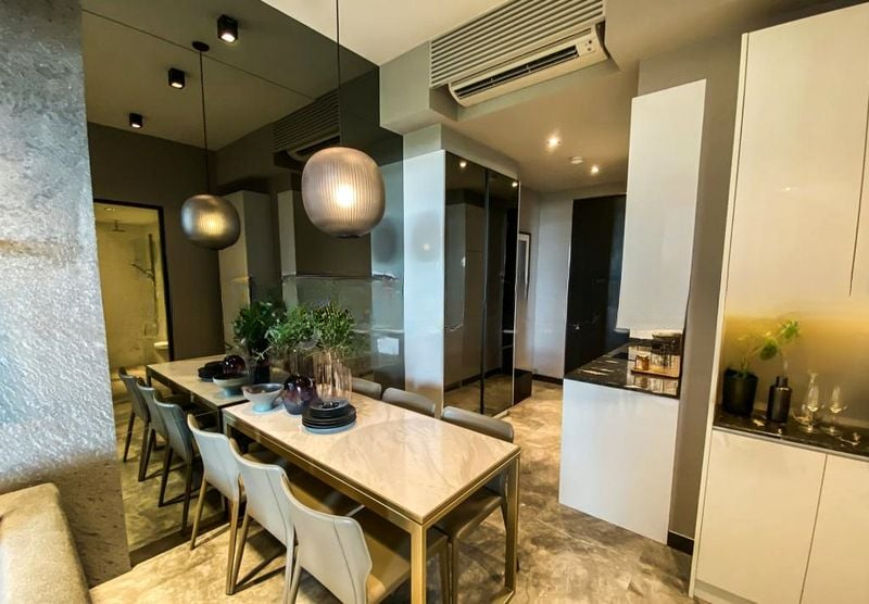 MIDTOWN BAY 1