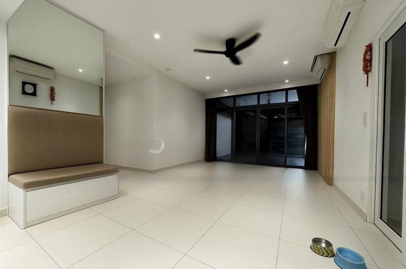ROSEWOOD SUITES 8