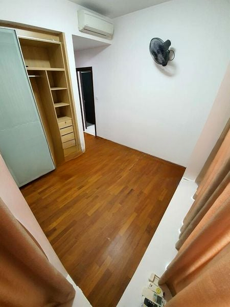 RIVIERA RESIDENCES 4