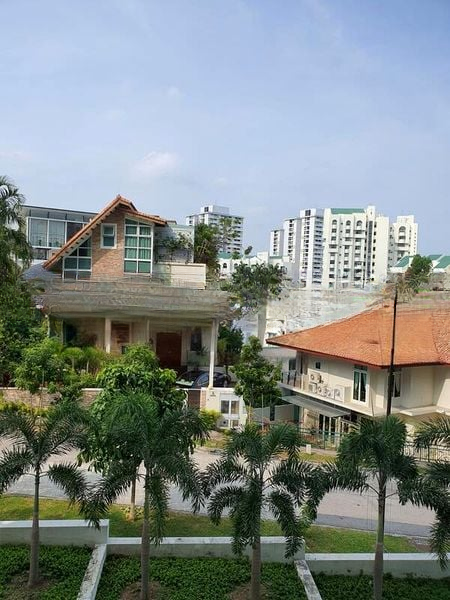RIVIERA RESIDENCES 11