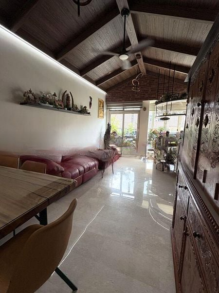FOREST HILLS CONDOMINIUM 8