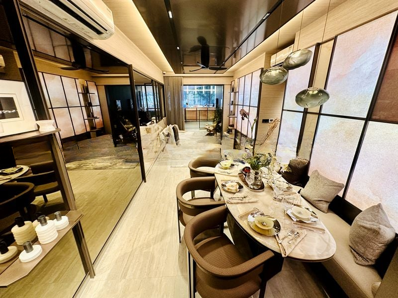 THE COLLECTIVE AT ONE SOPHIA 13