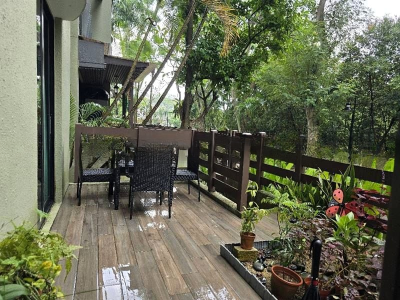 SIMEI GREEN CONDOMINIUM 6