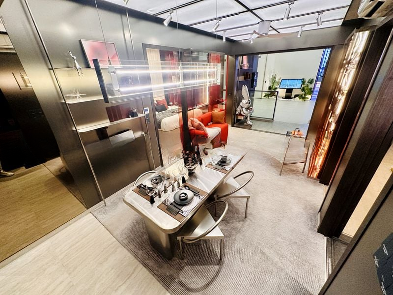 THE COLLECTIVE AT ONE SOPHIA 9