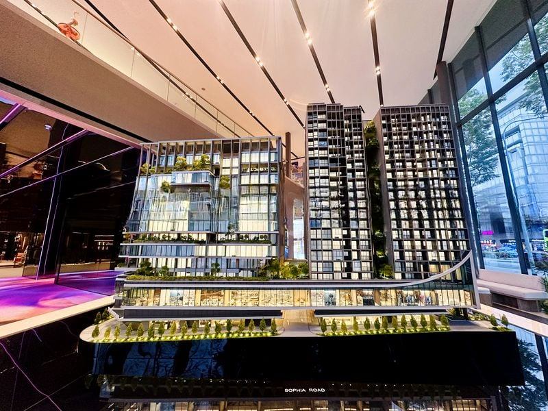 THE COLLECTIVE AT ONE SOPHIA 5