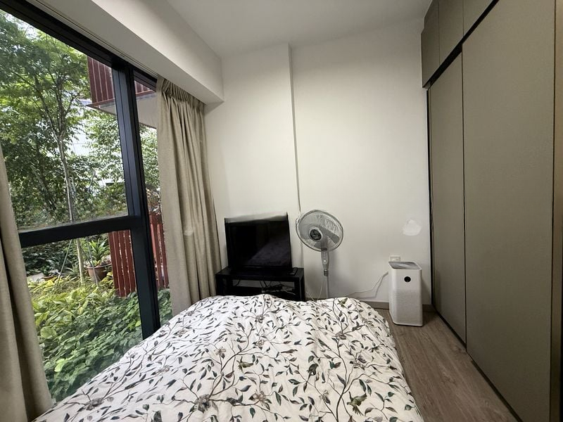 RIVERFRONT RESIDENCES 2