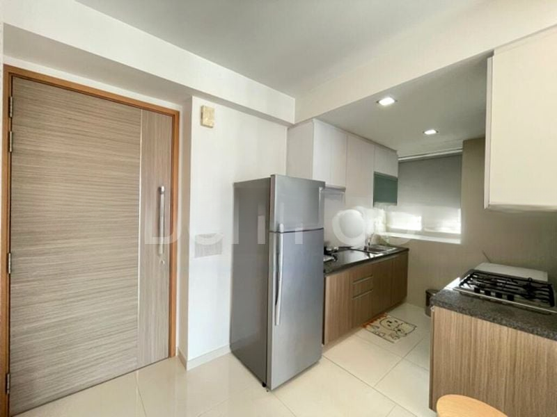 THE METROPOLITAN CONDOMINIUM 14