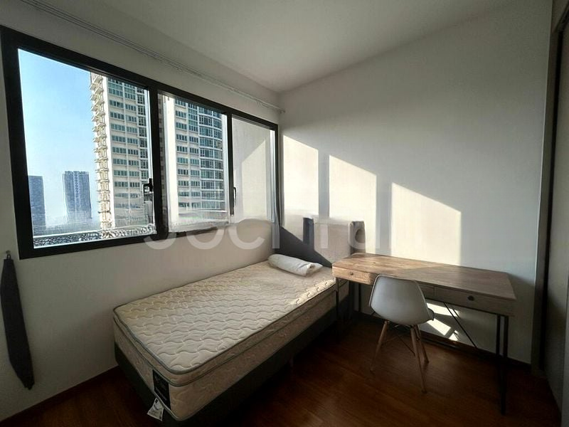 STIRLING RESIDENCES 8