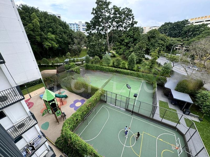 TREASURE AT TAMPINES 9