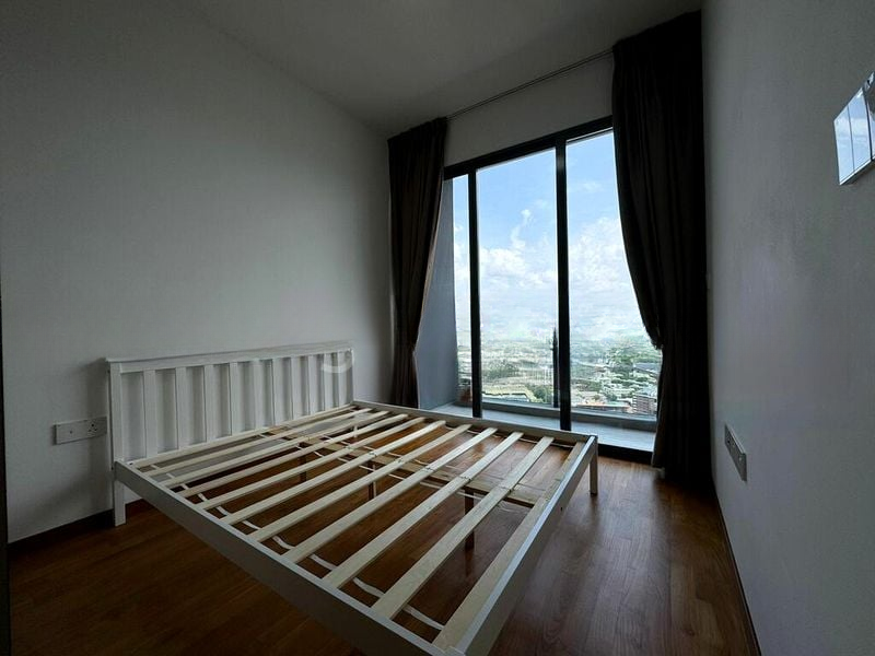 STIRLING RESIDENCES 4