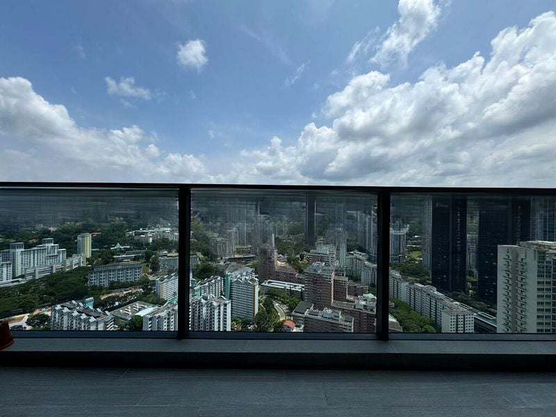 STIRLING RESIDENCES 3