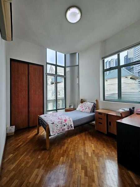 TANGLIN REGENCY 10