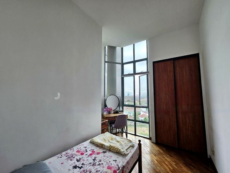 TANGLIN REGENCY 8