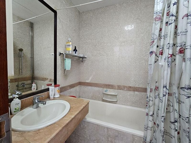 TANGLIN REGENCY 9