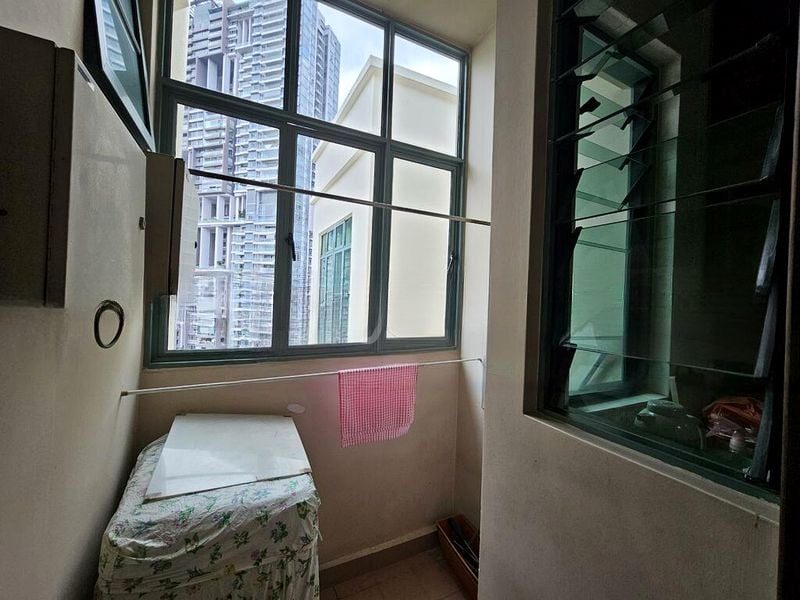 TANGLIN REGENCY 12