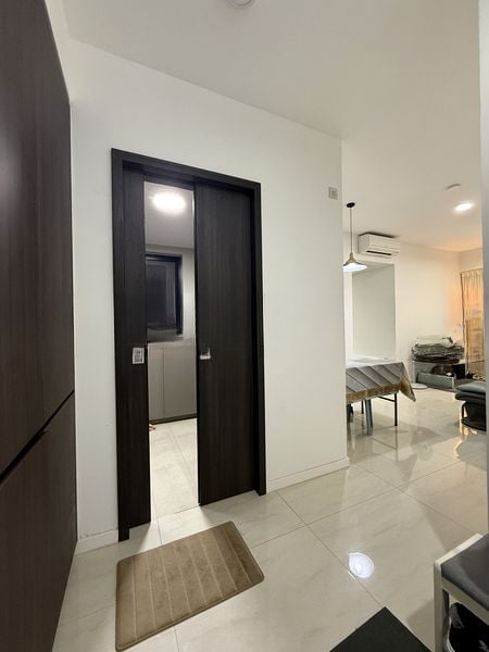 RIVERFRONT RESIDENCES 3