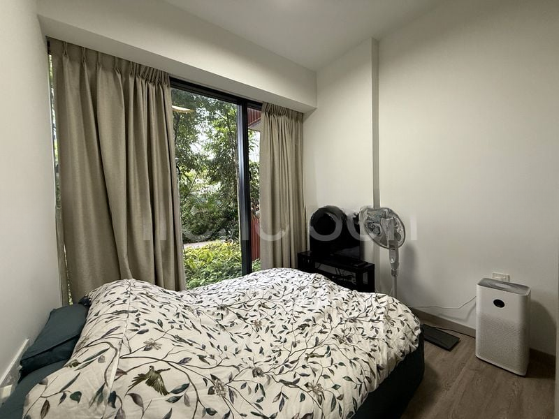 RIVERFRONT RESIDENCES 6