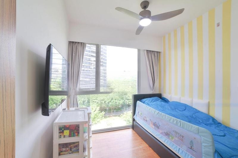 FLO RESIDENCE 5