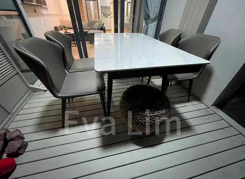 THE PIER AT ROBERTSON 7