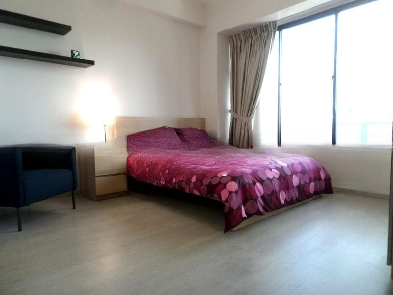 INTERNATIONAL PLAZA 13